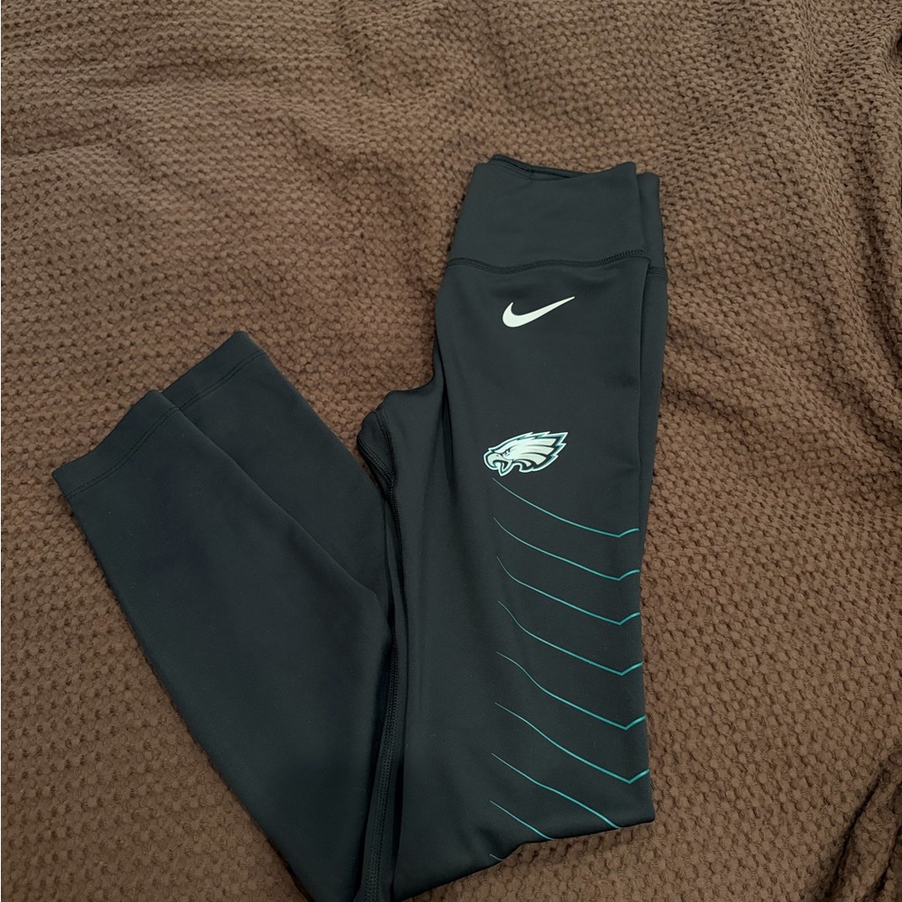 Nike Eagles Leggings